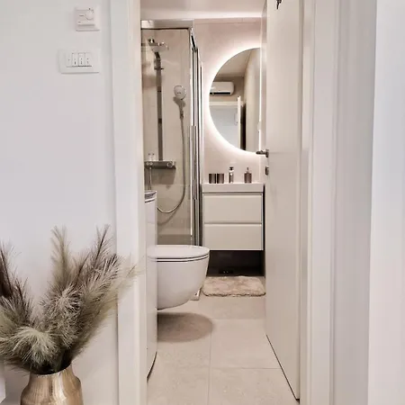 Monlux Studio Apartment Διαμέρισμα *