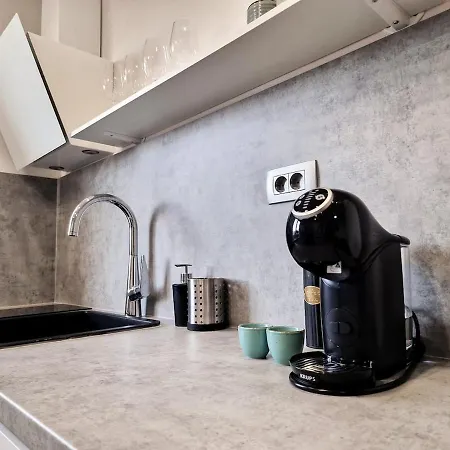 Monlux Studio Apartment شقة سبليت